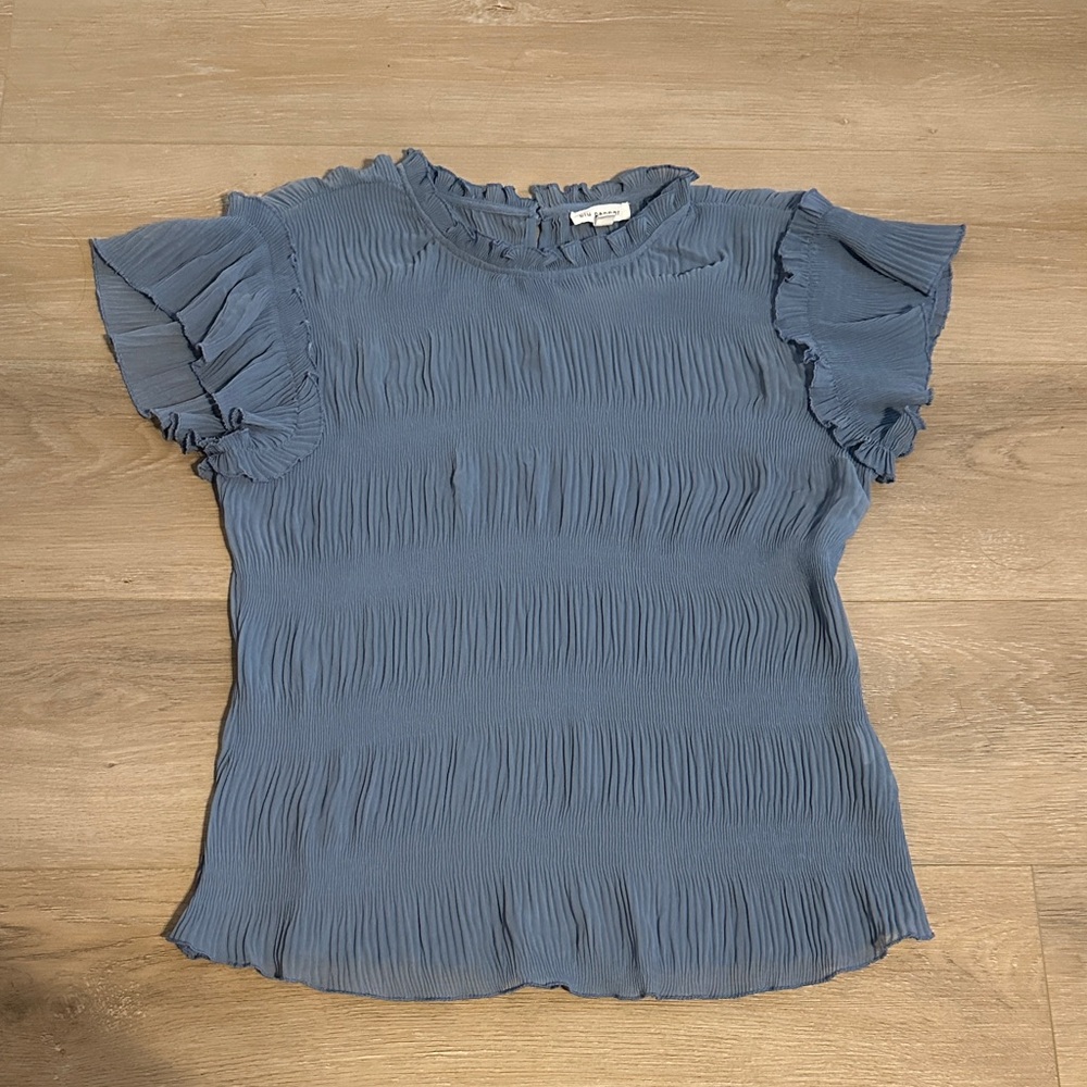 Blu Pepper Slate Ruffle Sleeve Blouse
